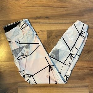Calvin Klein White/black/pink/gray abstract leggings.